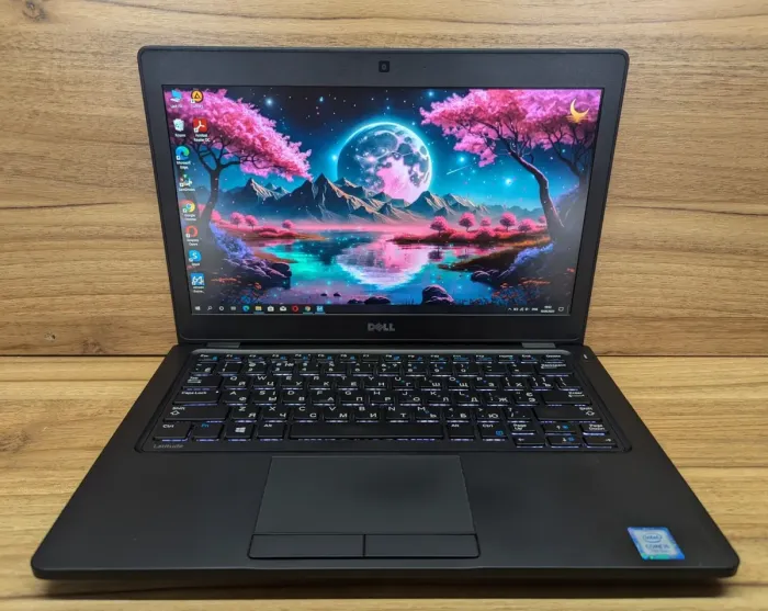 Нетбук Dell Latitude 5280 / 12.5" (1920x1080) IPS / Intel Core i5-7300U (2 (4) ядра по 2.6 - 3.5 GHz) / 8 GB DDR4 / 256 GB SSD / Intel HD Graphics 620 / WebCam / Windows 10 б/в - зображення 2