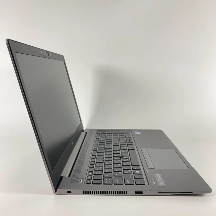 Мобільна робоча станція Б-класу HP Zbook 15U G5 / 15.6" (1920x1080) IPS / Intel Core i7-8550U (4 (8) ядра по 1.8 - 4.0 GHz) / 16 GB DDR4 / 512 GB SSD / AMD Radeon Pro WX 3100, 2 GB GDDR5, 128-bit / WebCam / TouchID б/в - изображение 4