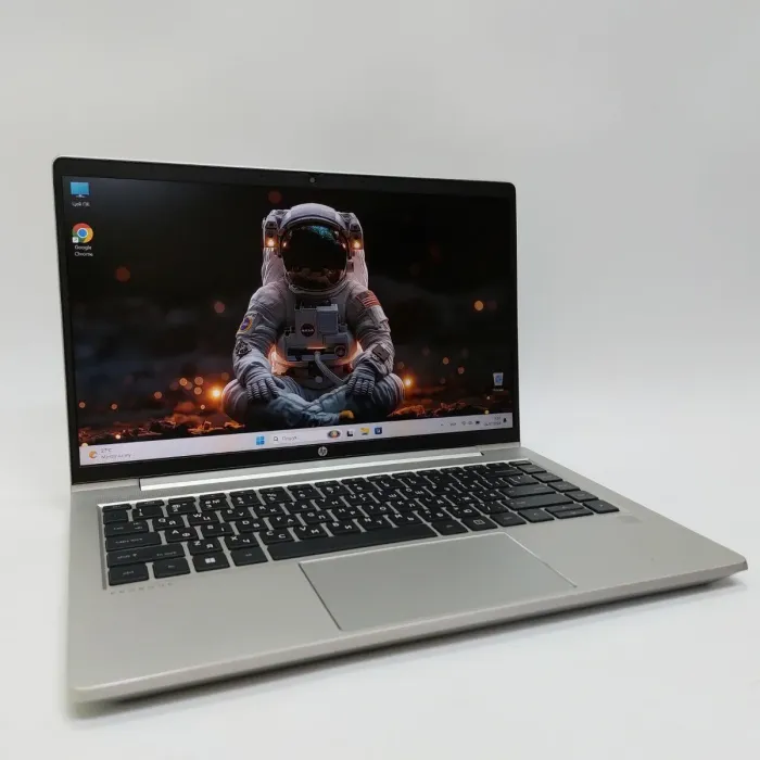 Ультрабук Б-клас HP ProBook 445 G8 / 14" (1920x1080) IPS / AMD Ryzen 5 5600U (6 (12) ядер по 2.3 - 4.2 GHz) / 16 GB DDR4 / 256 GB SSD / Radeon Vega 7 Graphics / WebCam б/в - зображення 6