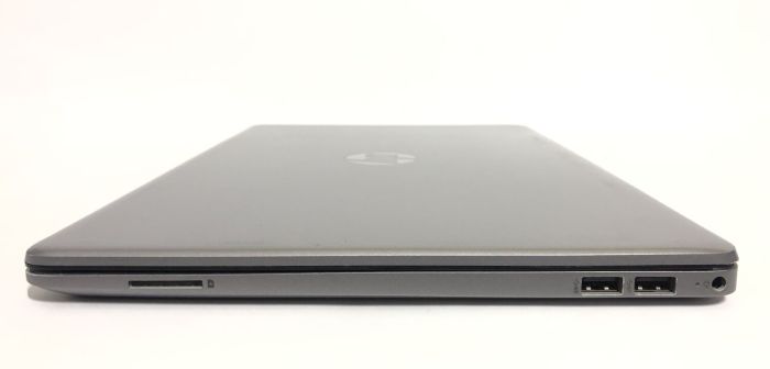 Ультрабук HP 250 G8 / 15.6" (1920x1080) IPS / Intel Core i5-1135G7 (4 (8) ядра по 2.4 - 4.2 GHz) / 8 GB DDR4 / 256 GB SSD NVMe / Intel Iris Xe Graphics / WebCam / Win 10 Pro б/в - зображення 5
