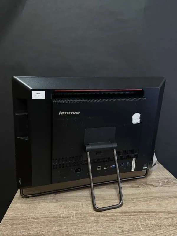 Моноблок Б-клас Lenovo ThinkCentre M93z / 23" (1920x1080) IPS / Intel Core i5-4590S (4 ядра по 3.0 - 3.7 GHz) / 8 GB DDR3 / 128 GB SSD + 500 GB HDD / Intel HD Graphics 4600 / WebCam / DVD-RW / Win 10 б/в - зображення 3