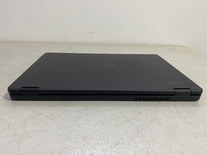 Нетбук Fujitsu LifeBook U728 / 12.5" (1920x1080) IPS / Intel Core i5-7200U (2 (4) ядра 2.5 - 3.1 GHz) / 8 GB DDR4 / 256 GB SSD / Intel UHD Graphics 620 / WebCam б/в - зображення 7