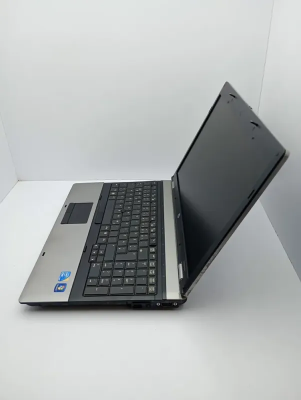 Ноутбук HP ProBook 6550b / 15.6" (1366x768) TN / Intel Core i3-370M (2 (4) ядра по 2.4 GHz) / 6 GB DDR3 / 320 GB HDD / Intel HD Graphics / WebCam / АКБ не держит б/в - зображення 6