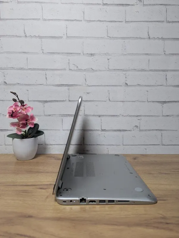 Ноутбук-трансформер HP Pavilion 13-a020nd / 13.3" (1366x768) TN / Intel Core i3-4030U (2 (4) ядра по 1.9 GHz) / 8 GB DDR3 / 128 GB SSD / Intel HD Graphics 4400 / WebCam б/в - зображення 5