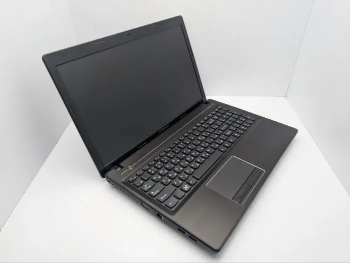 Ноутбук Lenovo G580 / 15.6" (1366x768) TN / Intel Core i3-3120M (2 (4) ядра по 2.5 GHz) / 8 GB DDR3 / 500 GB HDD / nVidia GeForce GT 635M, 2 GB GDDR3, 128-bit / WebCam / DVD-ROM б/в - зображення 6