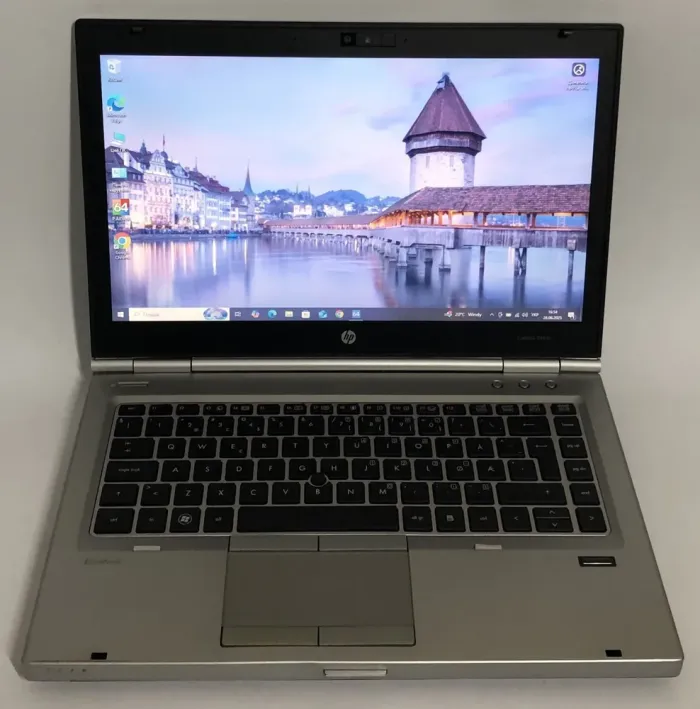Ноутбук Б-клас HP EliteBook 8460p / 14" (1366x768) TN / Intel Core i5-2410M (2 (4) ядра по 2.3 - 2.9 GHz) / 8 GB DDR3 / 500 GB HDD / AMD Radeon HD 6470M, 1GB DDR3, 64-bit / WebCam / DVD-ROM б/в - зображення 2