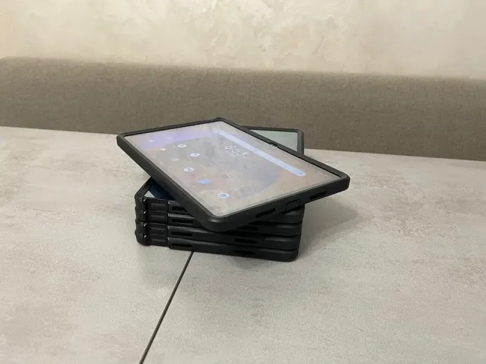 Планшет TCL Tab Pro 9198S / 10.4" (2000x1200) IPS / Qualcomm Snapdragon 480 (8 ядер по 1.8 - 2.0) / 4 GB DDR4 / 64 GB eMMC / Qualcomm Adreno 619 / WebCam / Android б/в - зображення 2