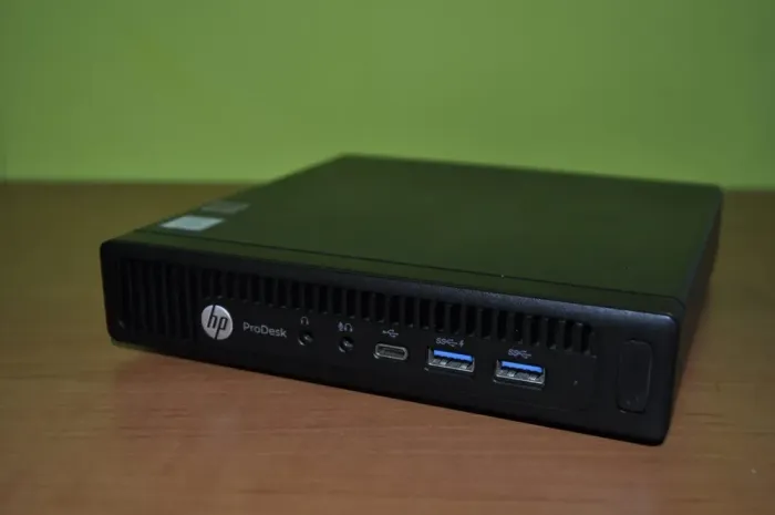 Неттоп HP ProDesk 600 G2 Mini PC USFF / Intel Core i3-6100T (2 (4) ядра по 3.2 GHz) / 16 GB DDR4 / 240 GB SSD / Intel HD Graphics 530 / USB Wi-Fi / Windows 11 Pro + Блок живлення б/в - зображення 5