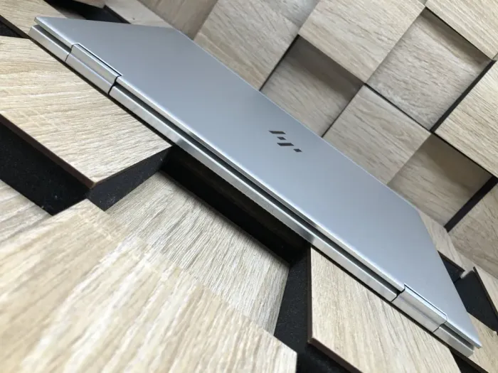 Ноутбук-трансформер HP EliteBook x360 1030 G2 / 13.3" (1920x1080) IPS Touch / Intel Core i5-7200U (2 (4) ядра по 2.5 - 3.1 GHz) / 8 GB DDR4 / 256 GB SSD M.2 / Intel HD Graphics 620 / WebCam б/в - зображення 8