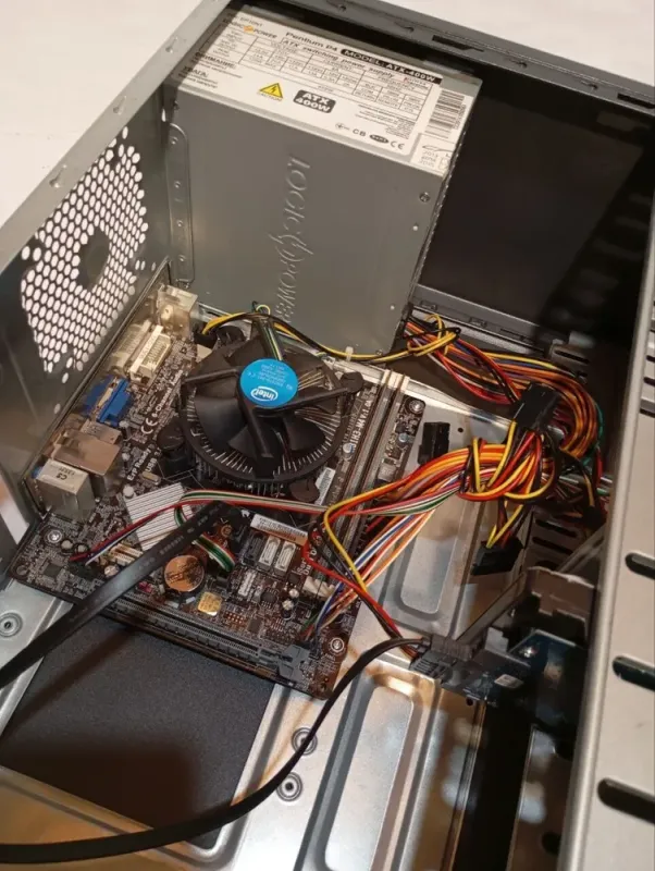 ПК LogicPower Tower / Intel Core i5-4570 (4 ядра по 3.2 - 3.6 GHz) / 8 GB DDR3 / 500 GB HDD / Intel HD Graphics 4600 / 400W б/в - зображення 6