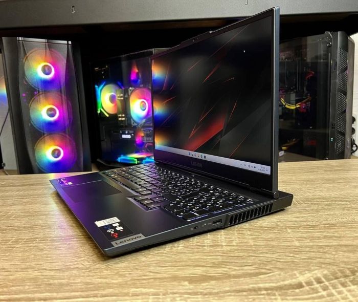 Ігровий ноутбук Lenovo Legion 5 15ACH6H / 15.6" (1920x1080) IPS / AMD Ryzen 5 5600H (6 (12) ядер по 3.3 - 4.2 GHz) / 16 GB DDR4 / 512 GB SSD / nVidia GeForce RTX 3060, 6 GB GDDR6, 192-bit / WebCam б/в - зображення 4