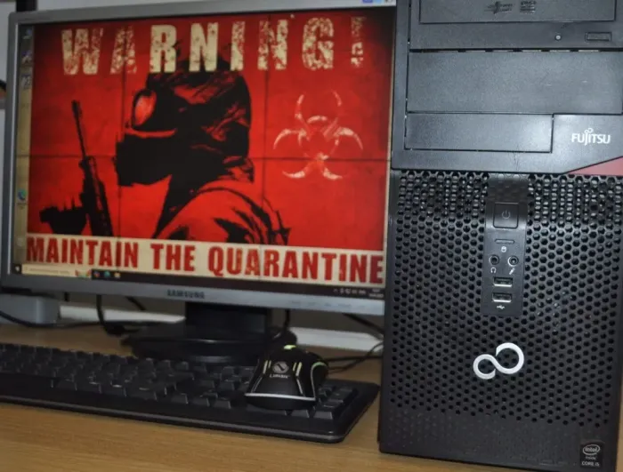 Комплект ПК: Fujitsu P420 E85 Tower / Intel Core i5-4590 (4 ядра по 3.3 - 3.7 GHz) / 16 GB DDR3 / 240 GB SSD / nVidia GeForce GTX 550 Ti, 4 GB GDDR5, 128-bit / DVD-ROM + Монітор Samsung 2243BW / 22" (1680x1050) TN + Windows  б/в - зображення 8