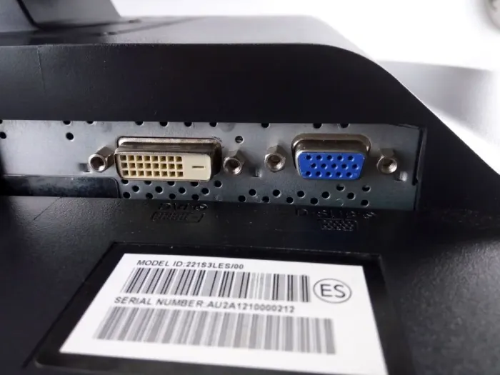 Монітор Philips 221S3L/22" (1920x1080) TN/DVI, VGA + Кабель живлення б/в - зображення 4