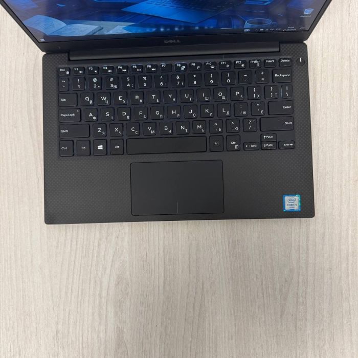 Ультрабук Dell XPS 13 9350 / 13.3" (1920x1080) IPS / Intel Core i5-6200U (2 (4) ядра по 2.3 - 2.8 GHz) / 8 GB DDR3 / 128 GB SSD M.2 / Intel Iris Graphics 520 / WebCam б/в - зображення 7