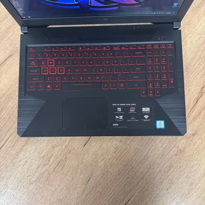 Ігровий ноутбук Б-клас Asus TUF Gaming FX504 / 15.6" (1920x1080) IPS / Intel Core i5-8300H (4 (8) ядра по 2.3 - 4.0 GHz) / 8 GB DDR4 / 512 GB SSD / nVidia GeForce GTX 1060, 3 GB GDDR5, 192-bit / WebCam б/в - зображення 7