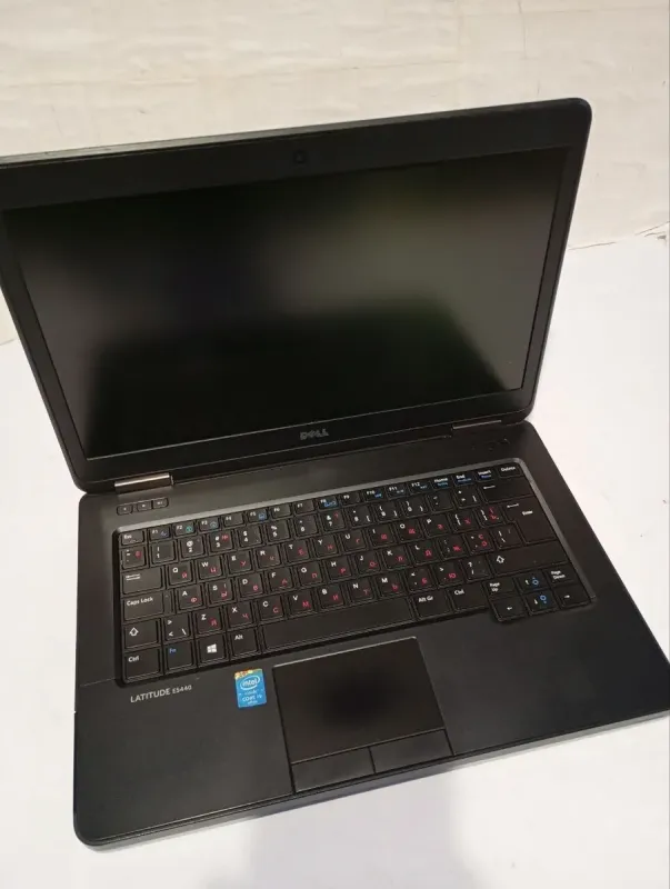 Ноутбук Б-клас Dell Latitude E5440 / 14" (1366x768) TN / Intel Core i5-4310U (2 (4) ядра по 2.0 - 3.0 GHz) / 8 GB DDR3 / 250 GB HDD / Intel HD Graphics 4400 / WebCam / DVD-RW б/в - зображення 3