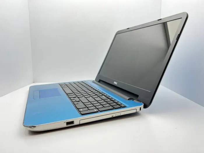 Ноутбук Б-клас Dell Inspiron 5521 / 15.6" (1366x768) TN / Intel Core i3-3217U (2 (4) ядра по 1.8 GHz) / 6 GB DDR3 / 500 GB HDD / AMD Radeon HD 7670M, 2 GB DDR3, 128-bit / WebCam / АКБ не тримає б/в - зображення 4