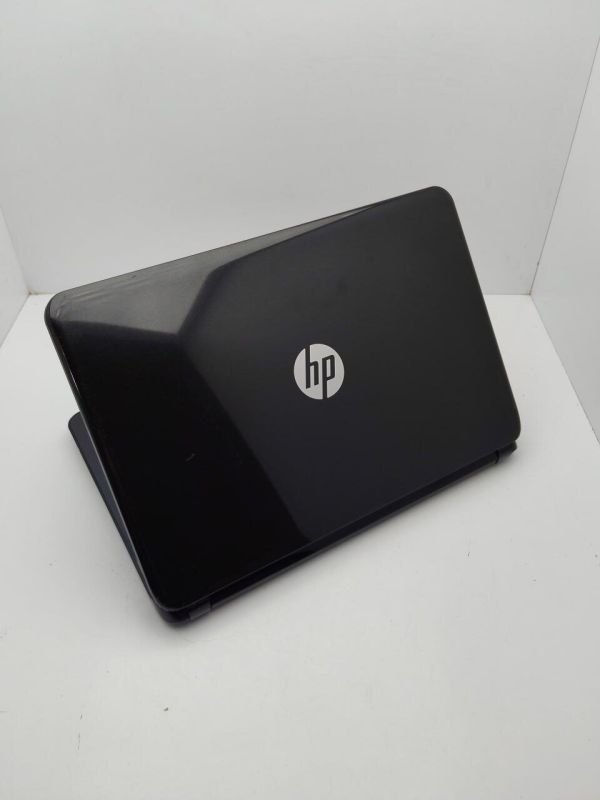 Ноутбук HP 14 / 14" (1366x768) TN / Intel Celeron N2840 (2 ядра по 2.16 - 2.58 GHz) / 4 GB DDR3 / 500 GB HDD / Intel HD Graphics / WebCam / Wi-Fi б/в - зображення 8