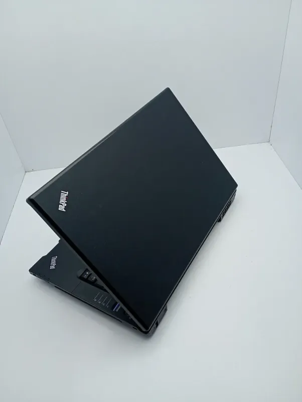 Ноутбук Lenovo ThinkPad T412 / 14" (1366x768) TN / Intel Core i5-520M (2 (4) ядра по 2.4 - 2.93 GHz) / 6 GB DDR3 / 250 GB HDD / Intel HD Graphics / WebCam б/в - зображення 7