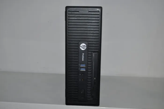 Комп'ютер HP ProDesk 400 G3 SFF / Intel Core i5-6500 (4 ядра по 3.2 - 3.6 GHz) / 8 GB DDR4 / 240 GB SSD / Intel HD Graphics 530 / DVD-ROM б/в - зображення 3