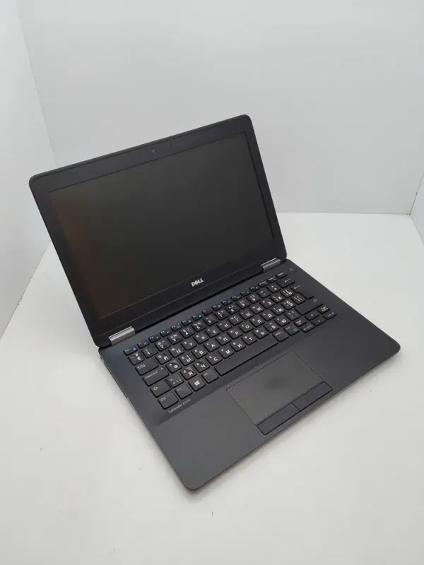 Нетбук Dell Latitude E7270 / 12.5" (1366x768) TN / Intel Core i5-6200U (2 (4) ядра по 2.3 - 2.8 GHz) / 8 GB DDR4 / 240 GB SSD / Intel HD Graphics 520 / WebCam б/в - зображення 4