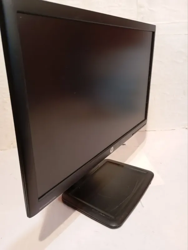 Комплект ПК Б-клас: HP Compaq 6000 Pro SFF / Intel Core 2 Quad Q8300 (4 ядра по 2.5 GHz) / 8 GB DDR3 / 120 GB SSD / Intel GMA Graphics 4500 / DVD-RW + Монітор HP Compaq LA2306x / 23" (1920x1080) IPS / DP, DVI, VGA, USB 2.0 / VESA 100x100 б/в - зображення 7