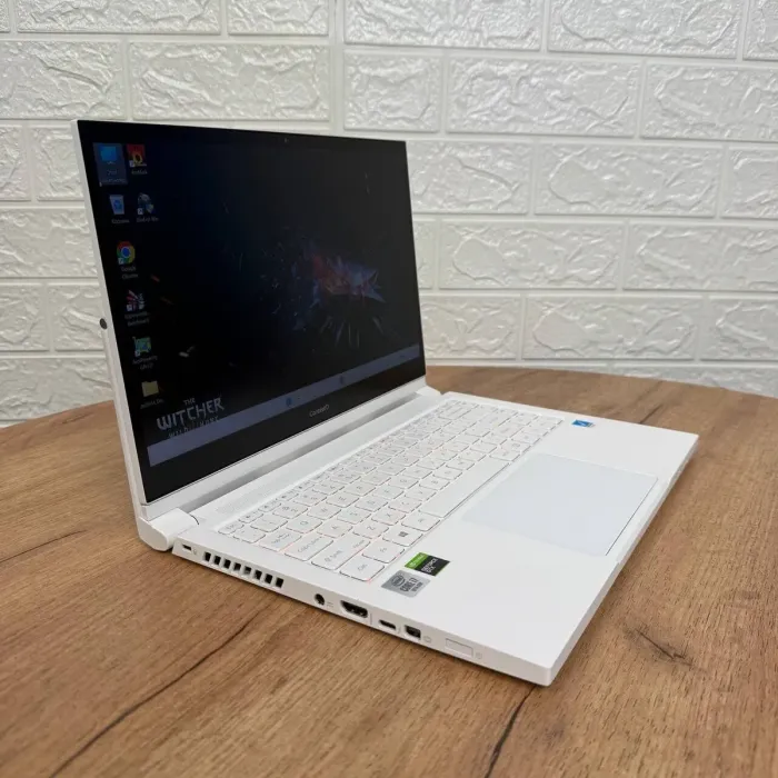 Ігровий ультрабук-трансформер Acer ConceptD CC314-72G / 14" (1920x1080) IPS Touch / Intel Core i7-10750H (6 (12) ядер по 2.6 - 5.0 GHz) / 16 GB DDR4 / 512 GB SSD / nVidia GeForce GTX 1650 Max-Q, 4 GB GDDR6, 128-bit / WebCam б/в - зображення 4