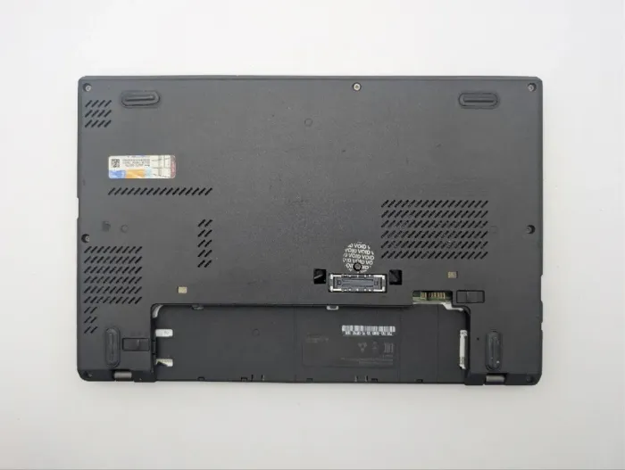 Нетбук Lenovo ThinkPad X250 / 12.5" (1366x768) TN / Intel Core i5-5200U (2 (4) ядра по 2.2 - 2.7 GHz) / 8 GB DDR3 / 180 GB SSD / Intel HD Graphics 5500 / WebCam б/в - зображення 8