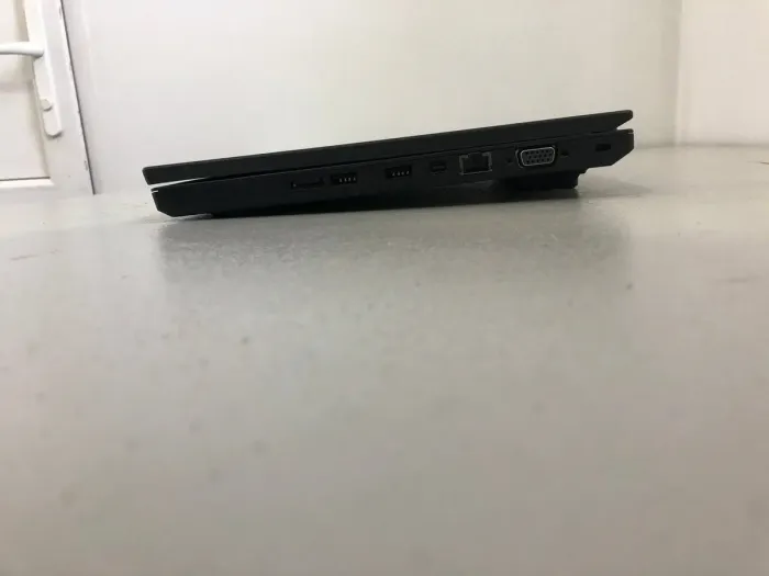 Ноутбук Lenovo ThinkPad L460 / 14" IPS / Core i7-6600U (2(4) ядра по 2.6-3.4GHz) / 8GB DDR3 / 240GB SSD / HD Graphics 520 / WebCam б/в - зображення 4