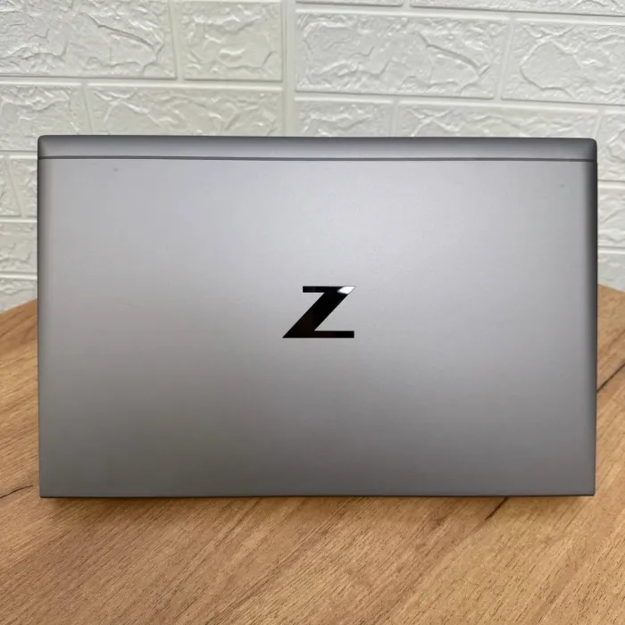 Ультрабук HP ZBook Firefly 15 G8 / 15.6" (1920x1080) IPS / Intel Core i7-1185G7 (4 (8) ядра по 1.2 - 4.8 GHz) / 16 GB DDR4 / 512 GB SSD NVMe / Intel Iris Xe Graphics / WebCam б/в - зображення 3