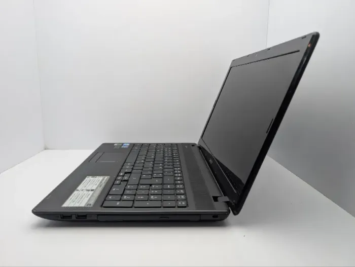 Ноутбук Acer Aspire 5742G / 15.6" (1366x768) TN / Intel Core i5-480M (2 (4) ядра по 2.6 GHz) / 6 GB DDR3 / 500 GB HDD / nVidia GeForce GT 520M, 1 GB GDDR3, 64-bit / WebCam / DVD-ROM б/в - зображення 5