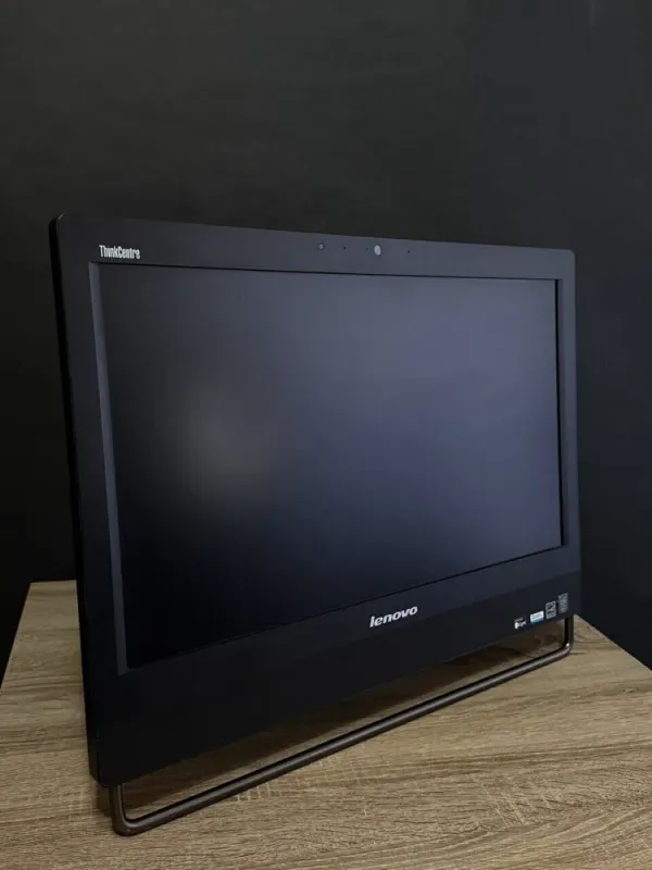 Моноблок Б-клас Lenovo ThinkCentre M93z / 23" (1920x1080) IPS / Intel Core i5-4590S (4 ядра по 3.0 - 3.7 GHz) / 8 GB DDR3 / 128 GB SSD + 500 GB HDD / Intel HD Graphics 4600 / WebCam / DVD-RW / Win 10 б/в - зображення 2