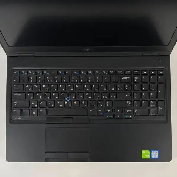 Ноутбук Dell Latitude 5580 / 15.6" (1920x1080) IPS / Intel Core i5-6440HQ (4 ядра по 2.6 - 3.5 GHz) / 16 GB DDR4 / 512 GB SSD / nVidia GeForce 940MX, 2 GB GDDR5, 64-bit / HDMI б/в - зображення 6