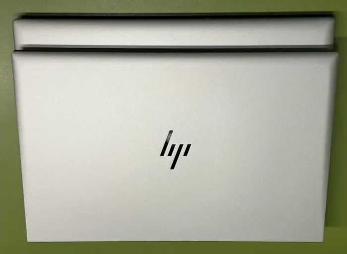 Ультрабук HP EliteBook 850 G8 / 15.6" (1920x1080) IPS / Intel Core i5-1145G7 (4 (8) ядра по 2.6 - 4.4 GHz) / 16 GB DDR4 / 256 GB SSD / Intel Iris Xe Graphics / WebCam / TouchID б/в - зображення 8