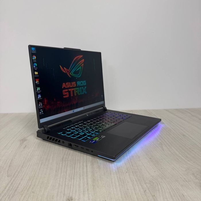 Ігровий ноутбук Б-класу Asus ROG Strix G16 G614JV / 16" (1920x1200) IPS / Intel Core i7-13650HX (14 (20) ядер по 3,6 - 4,9 ГГц) / 16 ГБ DDR5 / 1000 ГБ SSD NVMe / nVidia GeForce RTX 4060, 8 ГБ GDDR6, 128-біт / Веб-камера б/в - зображення 4