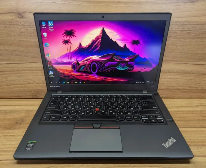 Ультрабук Lenovo ThinkPad T450s / 14" (1920x1080) IPS / Intel Core i7-5600U (2 (4) ядра по 2.6 - 3.2 GHz) / 8 GB DDR3 / 240 GB SSD / Intel HD Graphics 5500 / WebCam / Fingerprint / Windows 10 б/в - зображення 2