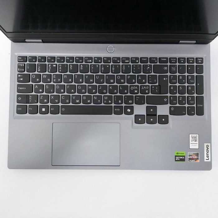 Ігровий ноутбук Lenovo LOQ / 15,6" (1920x1080) IPS / AMD Ryzen 7 7840HS (8 (16) ядер по 3,8 - 5,1 ГГц) / 16 ГБ DDR5 / 512 ГБ SSD / nVidia GeForce RTX 4050, 6 ГБ GDDR6, 96-біт / Веб-камера б/в - изображение 4