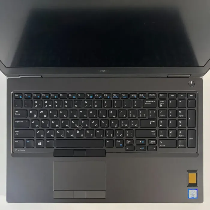 Мобільна робоча станція Dell Precision 7540 / 15,6" (1920x1080) IPS / Intel Core i5-9400H (4 (8) ядра по 2,5 - 4,3 ГГц) / 16 ГБ DDR4 / 256 ГБ SSD / nVidia Quadro T2000, 4 ГБ GDDR5, 128-біт / Fingerprint / HDMI б/в - зображення 3