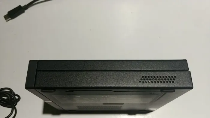 Неттоп Lenovo ThinkStation P330 Tiny USFF / Intel Core i9-9900T (8 (16) ядер по 2.1 - 4.4 GHz) / 16 GB DDR4 / 512 GB SSD / nVidia Quadro P620, 2 GB GDDR5X, 128-bit / WI-FI / Windows 11 +  Блок живлення у комплекті б/в - зображення 12