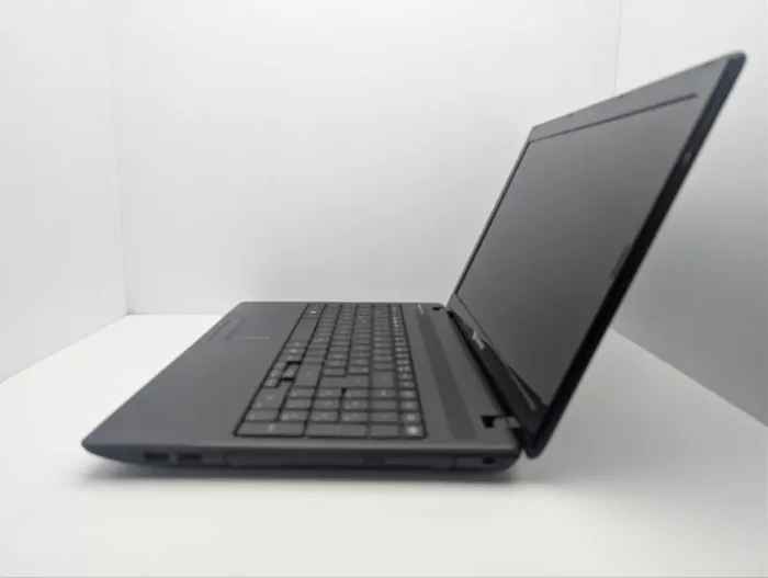 Ноутбук Packard Bell TK85 / 15.6" (1366x768) TN / Intel Pentium P6100 (2 ядра по 2.0 GHz) / 6 GB DDR3 / 500 GB HDD / Intel Graphics / WebCam / DVD-ROM б/в - изображение 5