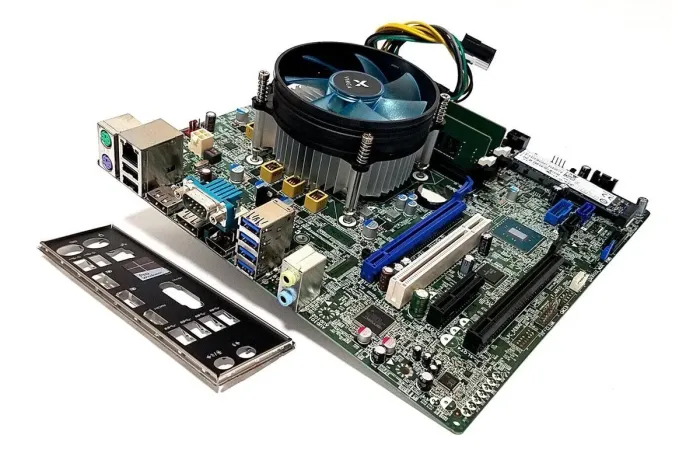 Комплект: Материнська плата Dell Precision 3620 / Intel Xeon E3-1230 v5 (4 (8) ядра по 3.4 - 3.8 GHz) (аналог i7-6700) / 16 GB DDR4 + Кулер Vinga Q4 б/в - зображення 2