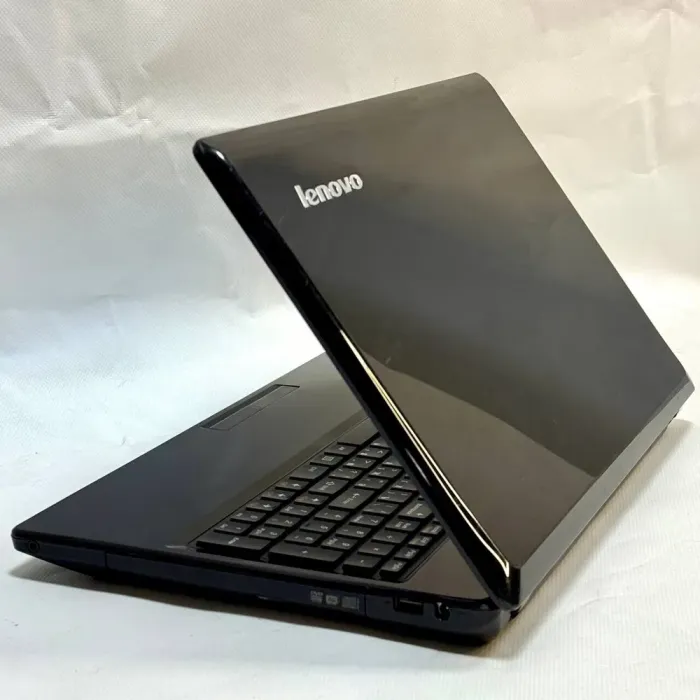 Ноутбук Б-клас Lenovo G580 / 15.6 (1366x768) TN / Intel Pentium B940 (2 ядра по 2.0 GHz) / 8 GB DDR3 / 256 GB SSD / Intel HD Graphics / WebCam / DVD-ROM б/в - зображення 8