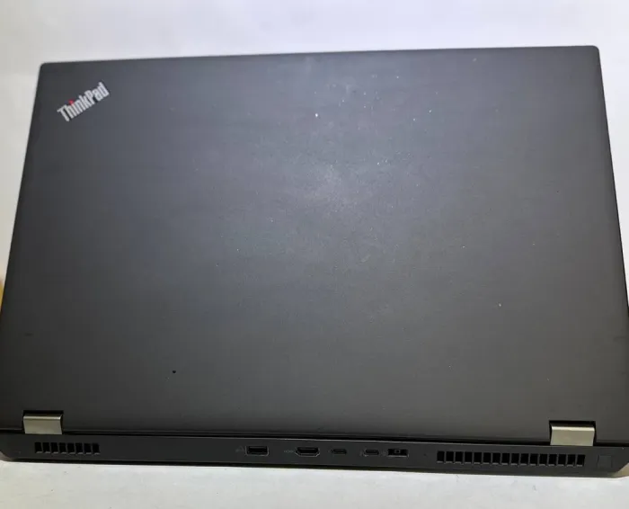 Мобільна робоча станція Lenovo ThinkPad P72 / 17,3" (1920x1080) IPS / Intel Core i7-8750H (6 (12) ядер по 2.2 - 4.1 GHz) / 16 GB DDR4 / 1000 GB SSD / nVidia Quadro P600, 4 GB GDDR5, 128-bit / WebCam б/в - зображення 6