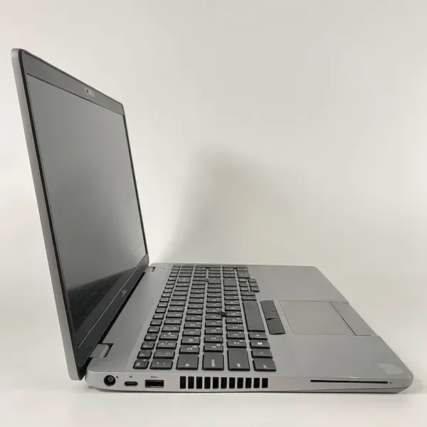 Ультрабук Б-клас Dell Latitude 5510 / 15.6" (1920x1080) IPS / Intel Core i7-10610U (4 (8) ядра по 1.8 - 4.9 GHz) / 16 GB DDR4 / 256 GB SSD / Intel UHD Graphics / WebCam / SIM б/в - зображення 4