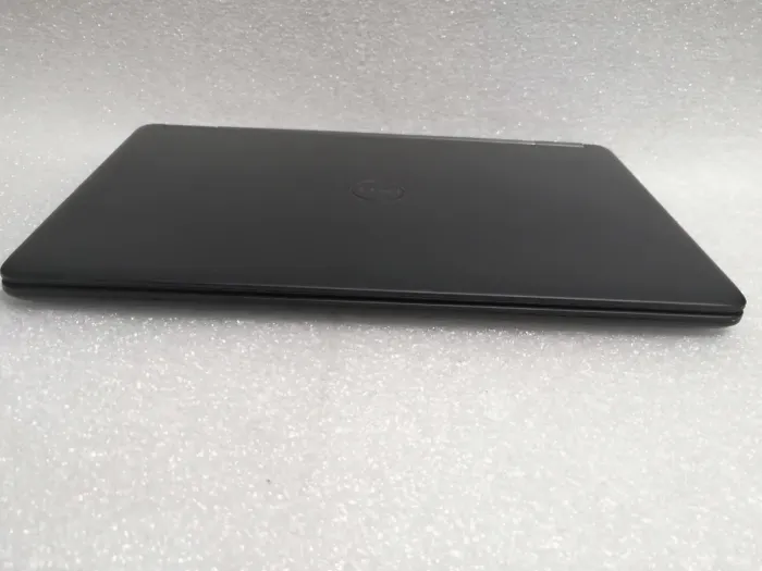 Нетбук Б-клас Dell Latitude / 12.5" TN / Core i3-5010U (2(4) ядра по 2.1GHz) / 4GB DDR3 / 128GB SSD / WebCam / HD Graphics 5500 / HDMI б/в - зображення 9