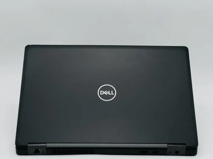 Ноутбук Dell Latitude 5590 / 15.6" (1920x1080) IPS / Intel Core i5-8250U (4 (8) ядра по 1.6 - 3.4 GHz) / 16 GB DDR4 / 480 GB SSD / Intel UHD Graphics 620 / WebCam б/в - зображення 5