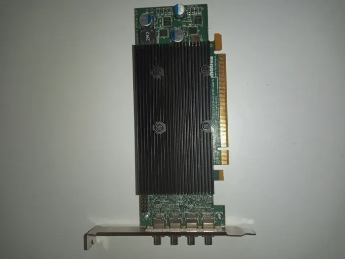 Дискретна відеокарта Matrox M9148, 1 GB DDR2, 128-bit / 4x miniDP б/в - зображення 3