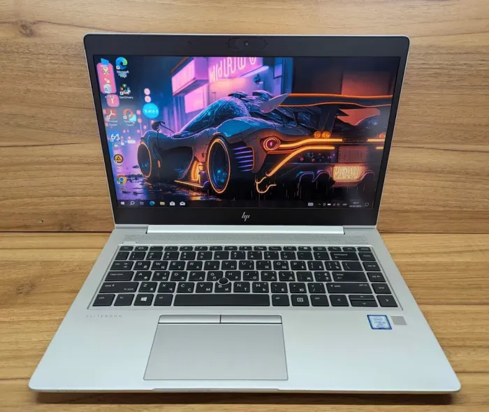 Ультрабук Б-клас HP EliteBook 840 G5 / 14" (1920x1080) IPS / Intel Core i5-8350U (4 (8) ядра по 1.7 - 3.6 GHz) / 16 GB DDR4 / 512 GB SSD / Intel UHD Graphics 620 / WebCam / HDMI / Windows 10 б/в - зображення 2
