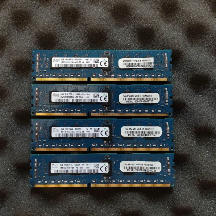 Комплект: Серверна оперативна пам'ять Hynix / 16 GB (4x4 GB) / 1Rx8 PC3L-12800R / DDR3 ECC / 1600 MHz б/в - зображення 2