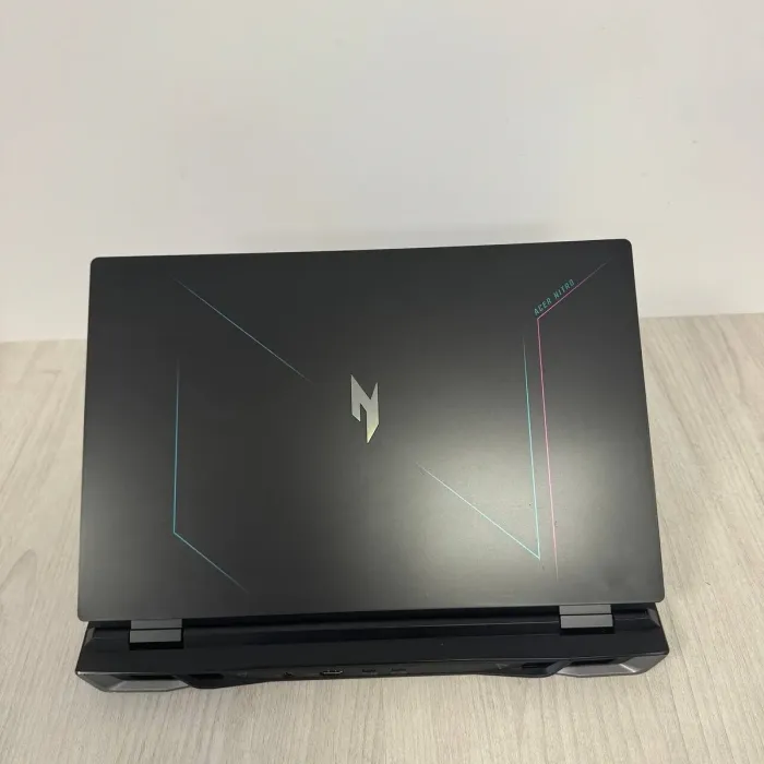 Ігровий ноутбук Б-класу Acer Nitro 17 AN17-41 / 17.3" (2560x1440) IPS / AMD Ryzen 7 7840HS (8 (16) ядер по 3,8 - 5,1 ГГц) / 16 ГБ DDR5 / 512 ГБ SSD M.2 / nVidia GeForce RTX 4060, 8 ГБ GDDR6, 128-bit / WebCam б/в - зображення 9